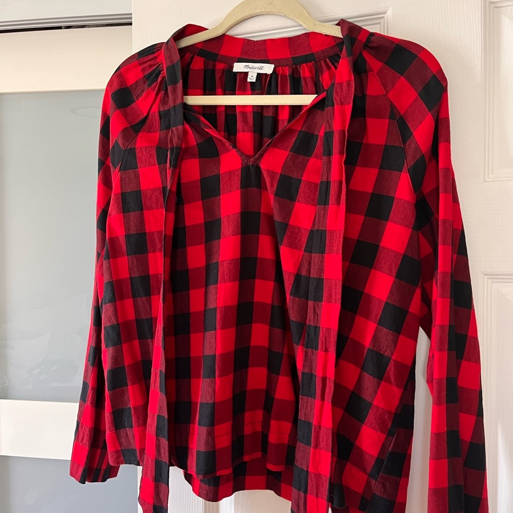 Madewell Buffalo Red/Black Plaid women's blouse top Size Medium EEUC